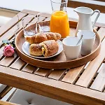 Le Stelia T2 6min Gare, 8 Min Palais Et Plages, Parking Prive * Cannes
