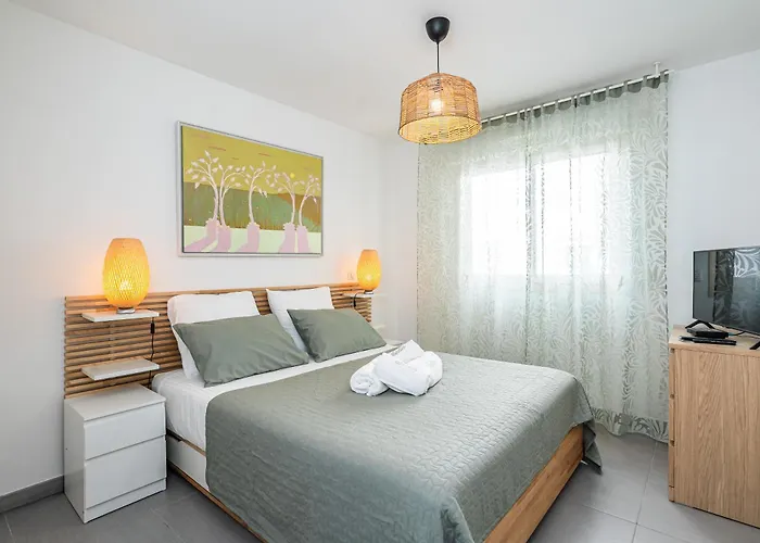 Appartement Le Stelia T2 6min Gare, 8 Min Palais Et Plages, Parking Privé *