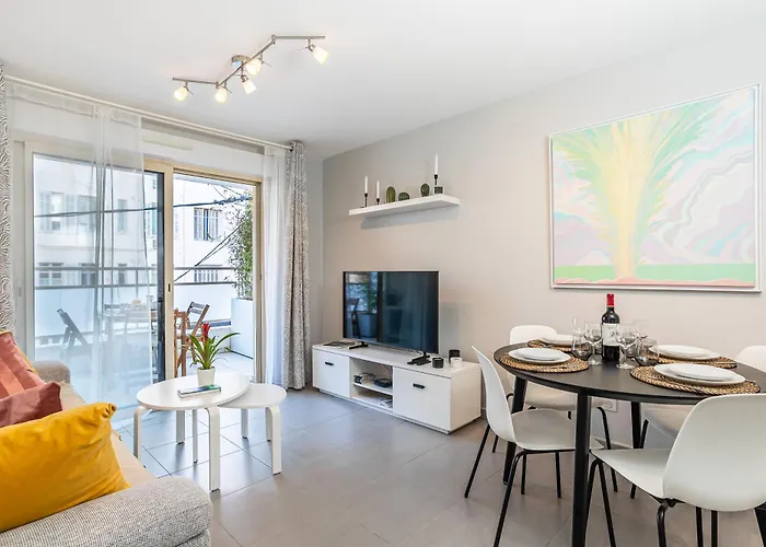 Le Stelia T2 6min Gare, 8 Min Palais Et Plages, Parking Privé Appartement Cannes